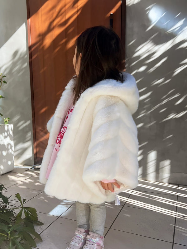 KIDS FAUX FUR HE PONCHO