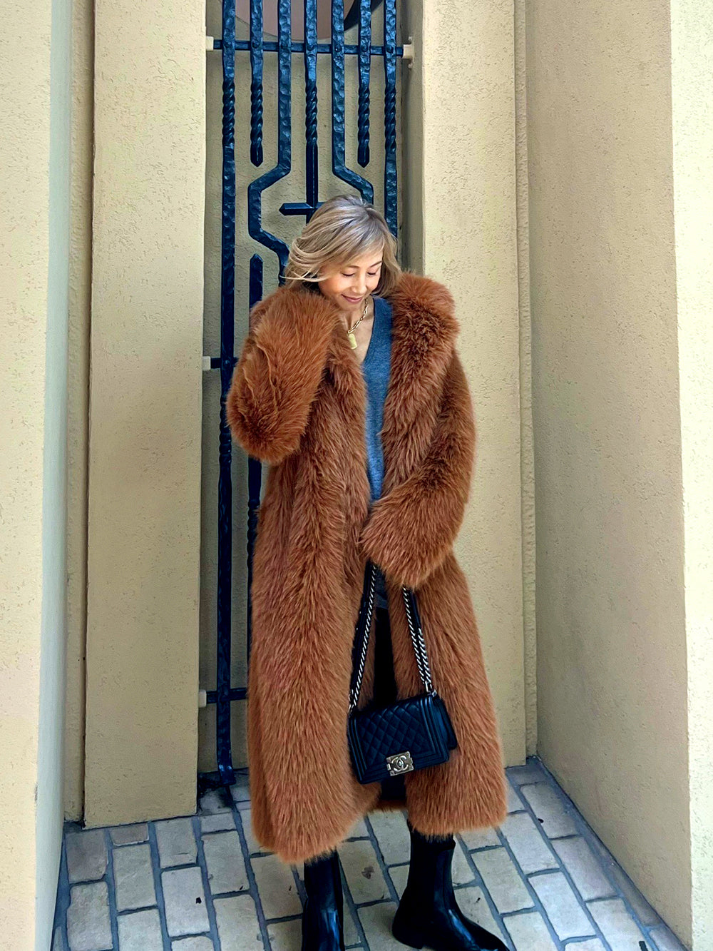 [REIKO] FAUX FUR CAMILA CROP COAT