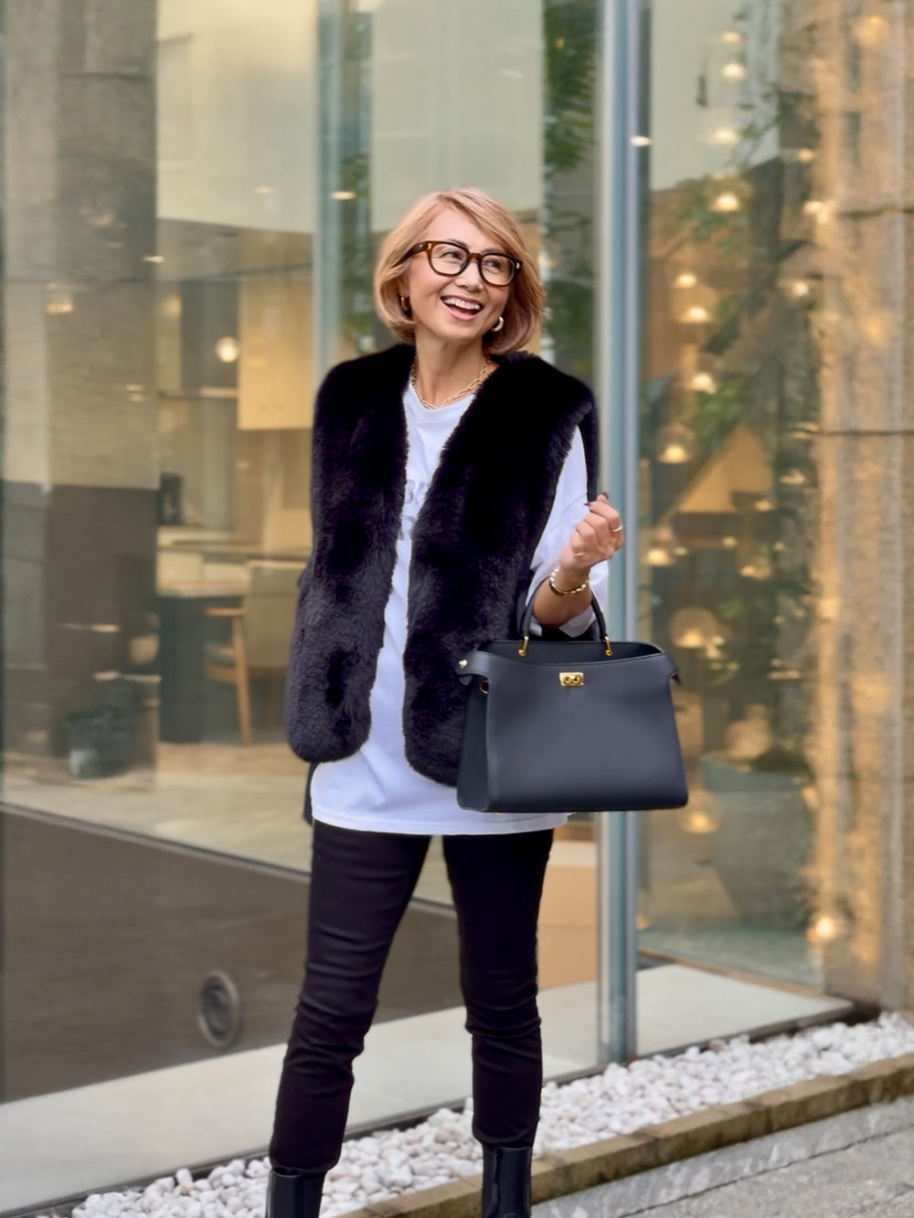 [REIKO] FAUX FUR TIED KITTEN RIBBON VEST