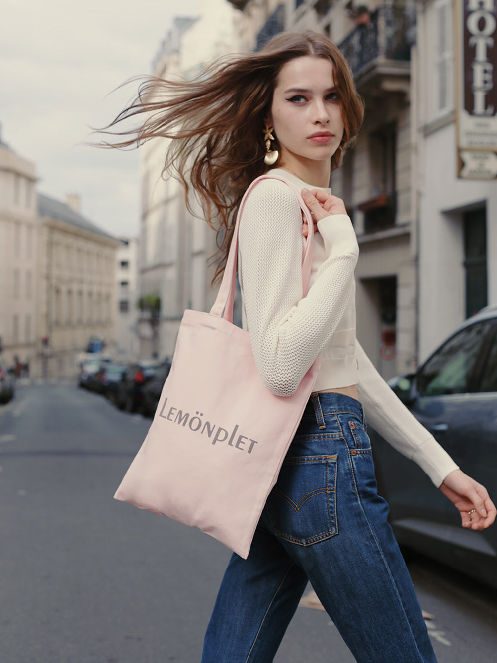 LUMIE LOGO CANVAS BAG