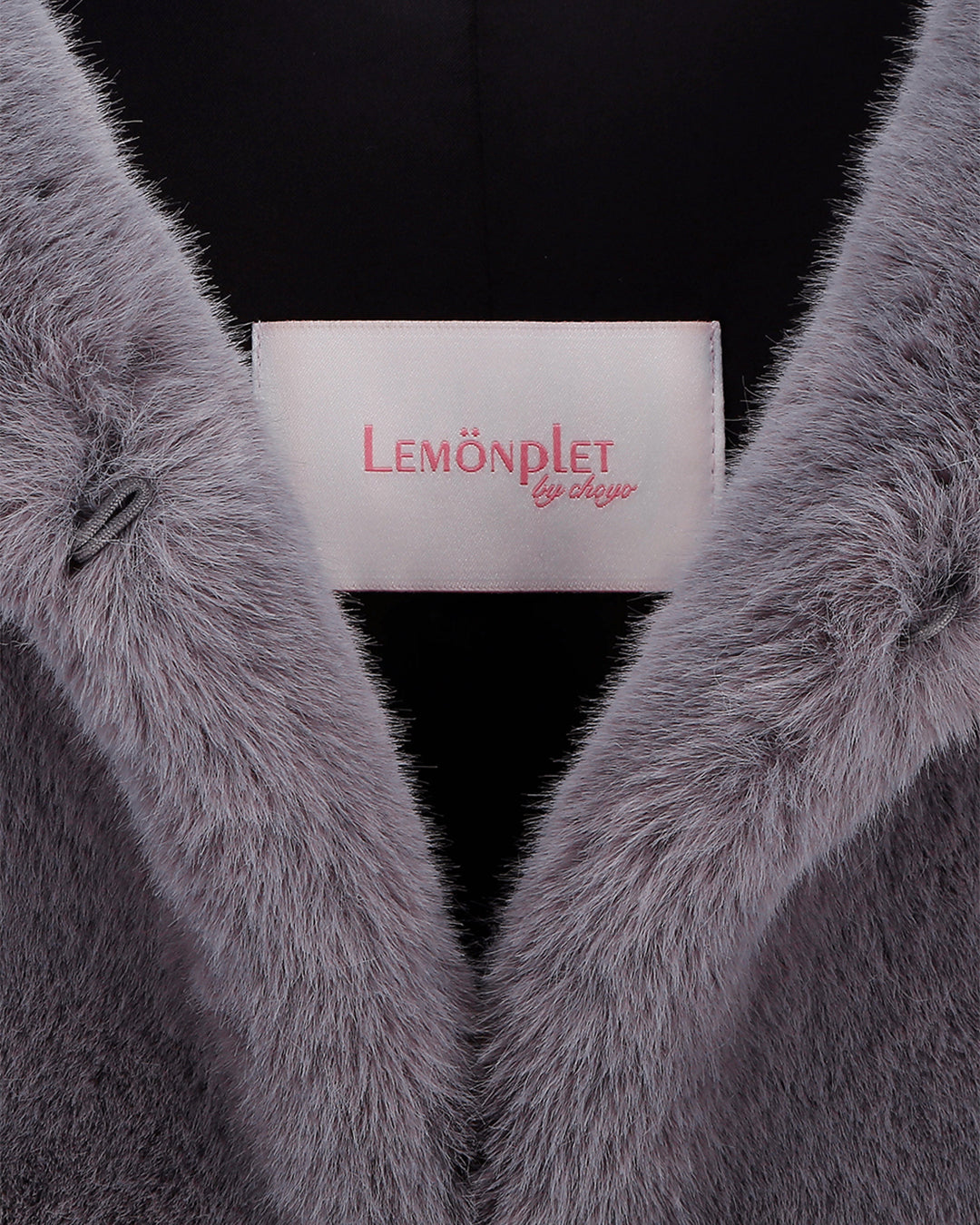 [SIGNATURE LINE] FAUX FUR LAON HOODED MAXI COAT