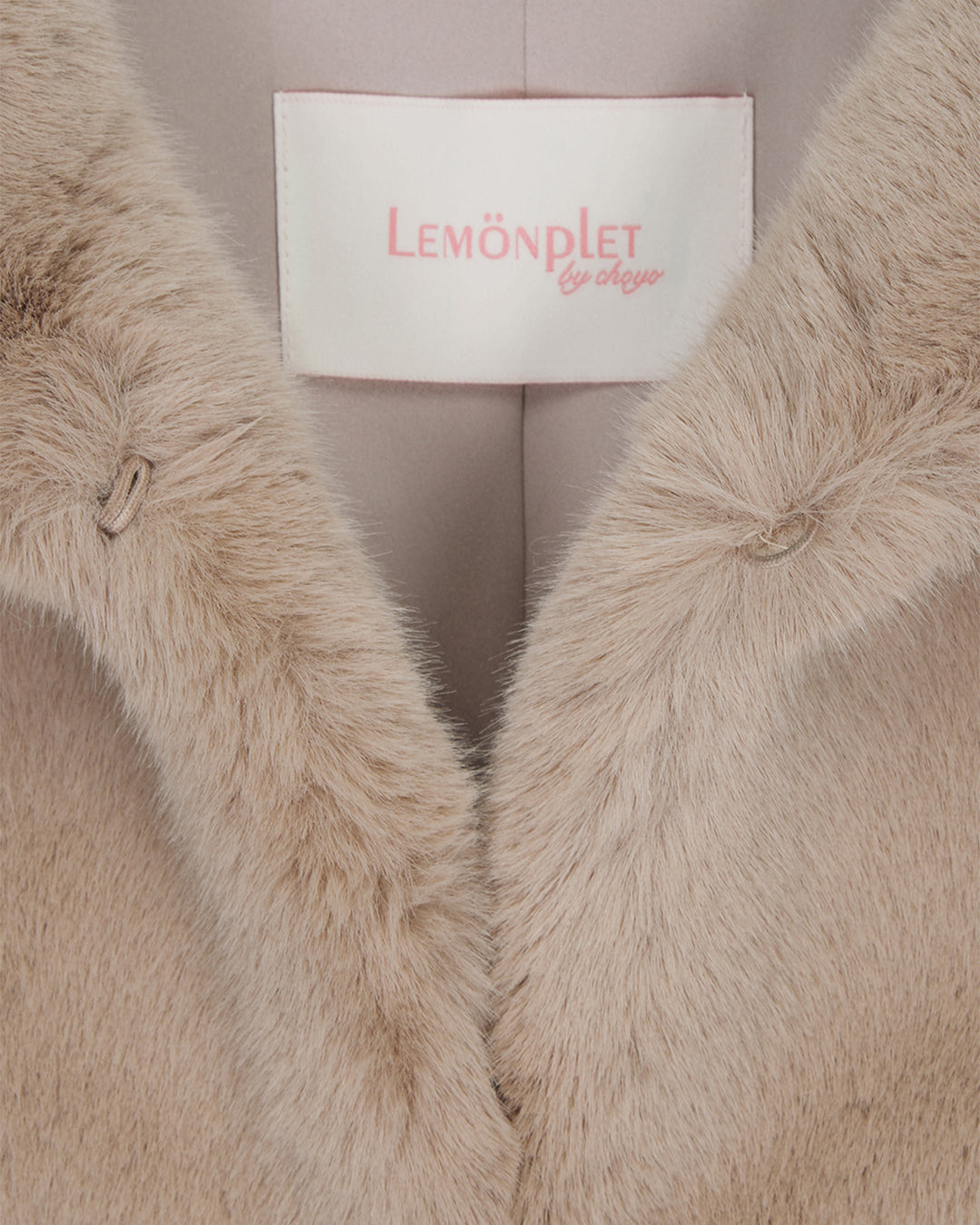 [SIGNATURE LINE] FAUX FUR BIEN HOODED JACKET
