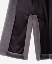 [SIGNATURE LINE] FAUX FUR LAON HOODED MAXI VEST