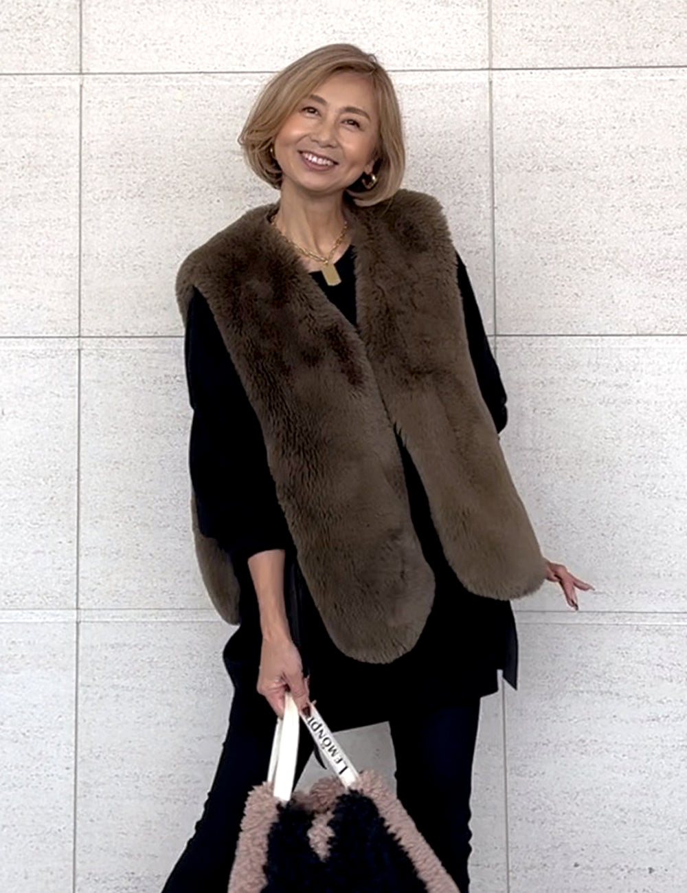 FAUX FUR TIED KITTEN RIBBON VEST