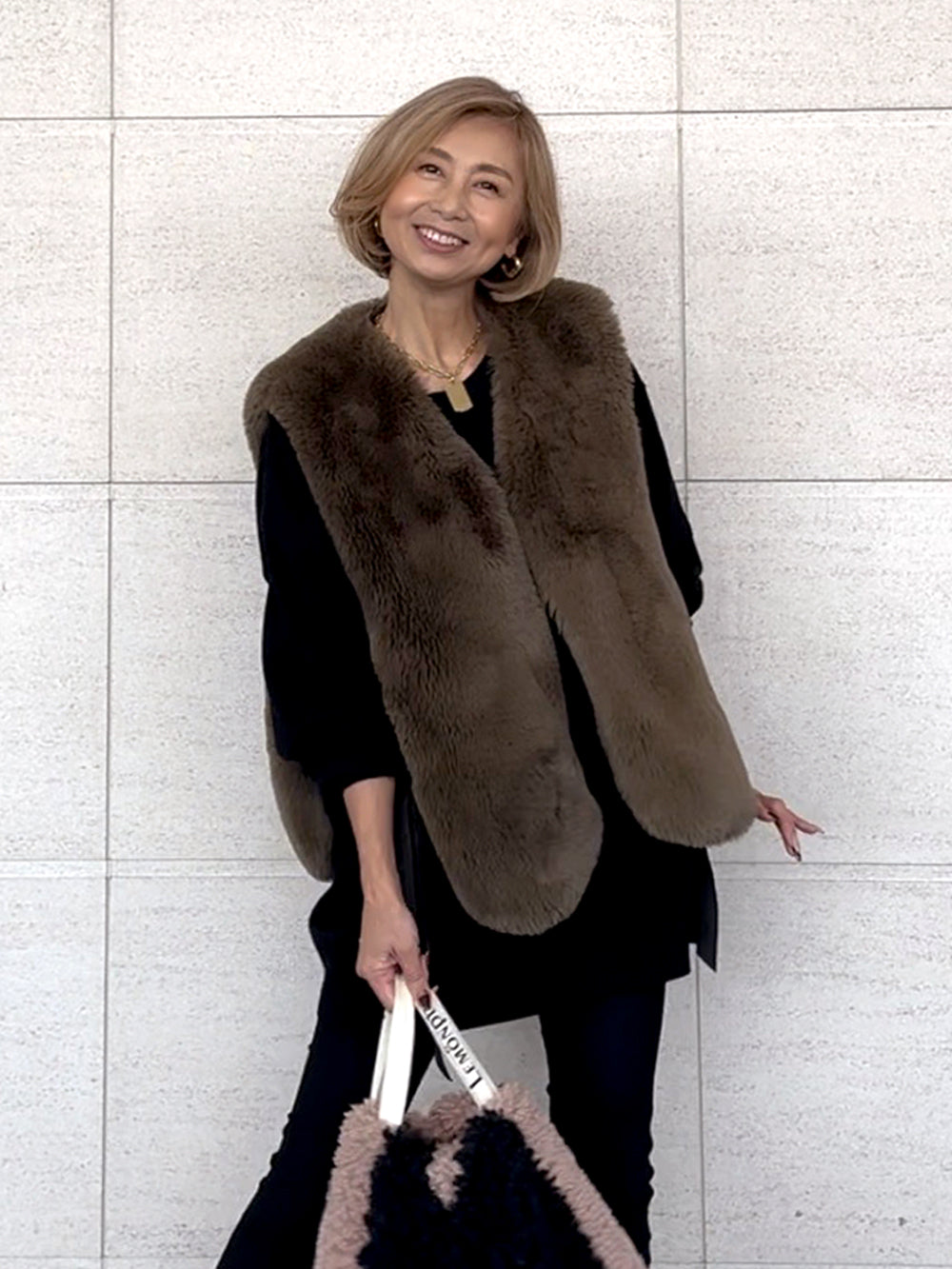 FAUX FUR TIED KITTEN RIBBON VEST